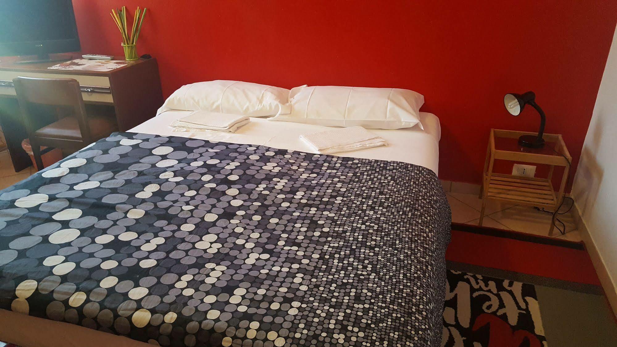 볼로냐 Stazione Centrale B&B 외부 사진